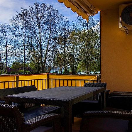 Panorama Apartman Apartment Zamardi Bagian luar foto