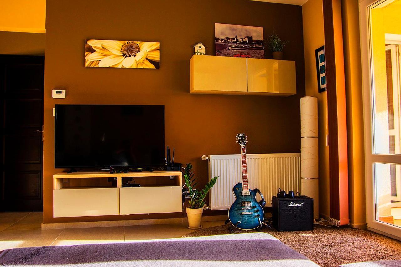 Panorama Apartman Apartment Zamardi Bagian luar foto