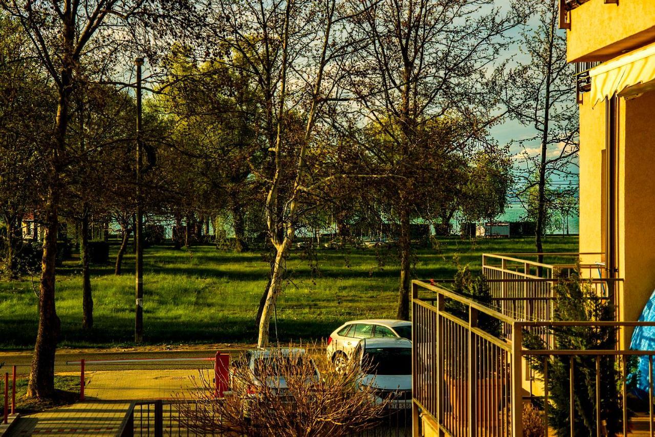 Panorama Apartman Apartment Zamardi Bagian luar foto