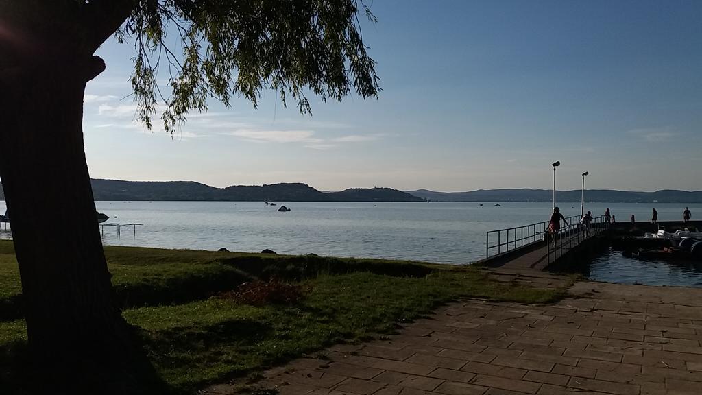 Panorama Apartman Apartment Zamardi Bagian luar foto